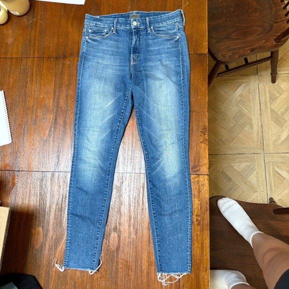 MOTHER Denim - MOTHER The Looker Ankle Fray Skinny Jeans